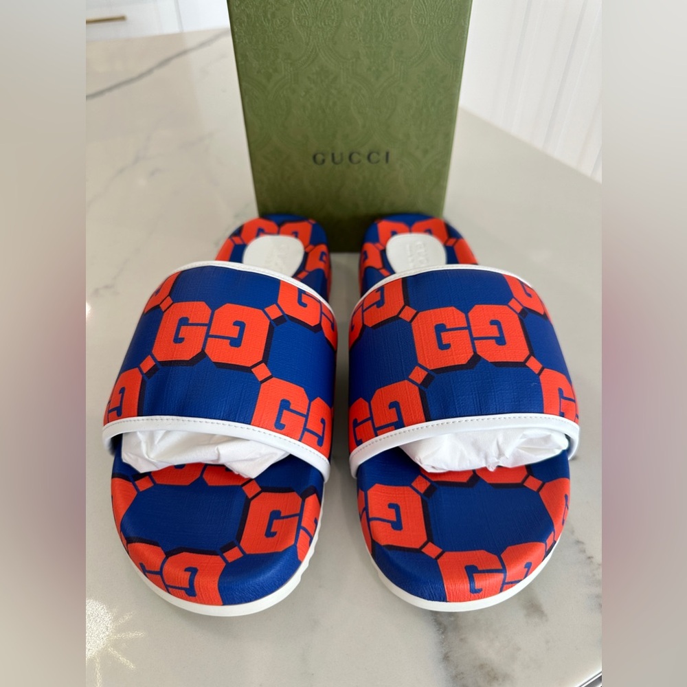 Gucci All Over Logo Slides